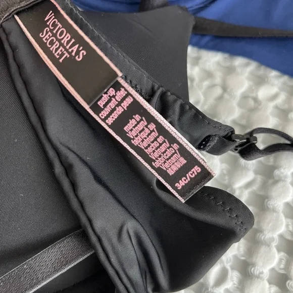 Victoria’s Secret Bras - Set of 4 - Picture 3 of 5